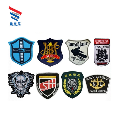 Patches de algodón/hilados gemelos tejidos con logotipo personalizado para promoción de clubes escolares