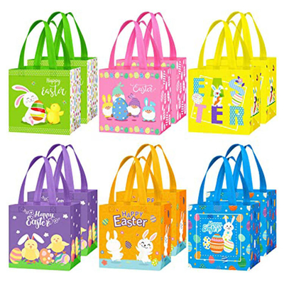 Bolsas personalizadas de no tejido en colores Pantone para promociones y regalos navideños