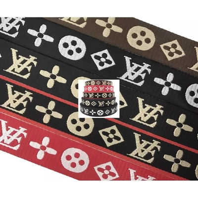 Logotipo personalizado Tejido Jacquard Cinturón Webbing en color negro para 38mm Nylon Cinturón de hombro