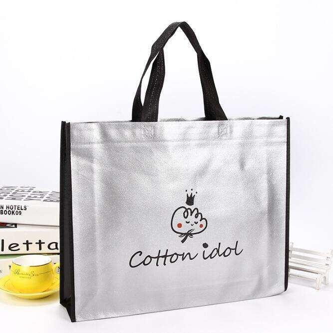 Bolso de tejido no tejido con logotipo personalizado Impresión láser de película metálica Bolso para bufandas Chales